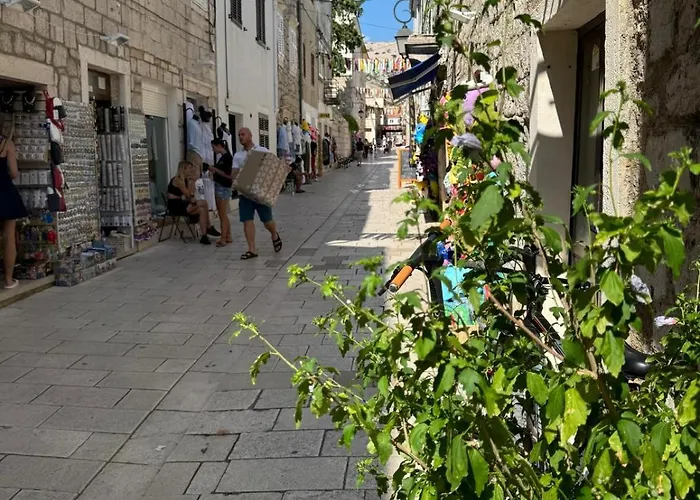 Pag Marina Vero 아파트 파그