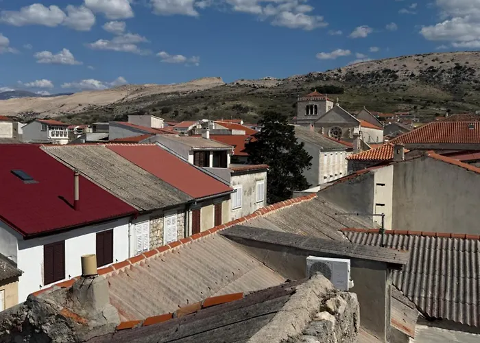 Pag Marina Vero 아파트 *